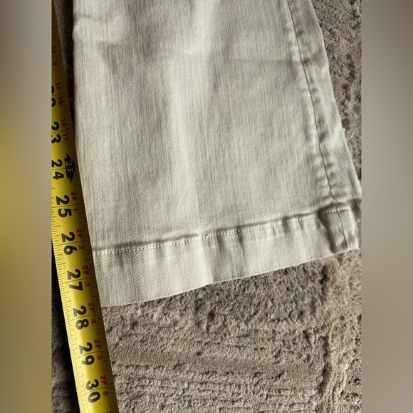 NWT Veronica Beard Carson High Rise Ankle Flare Jeans in Ecru‎ Size 31 - Picture 10 of 11